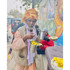 Donate food to Sadhus residing in and around Govardhan