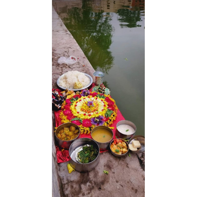 Radha Kunda Seva  Offering Bhoga