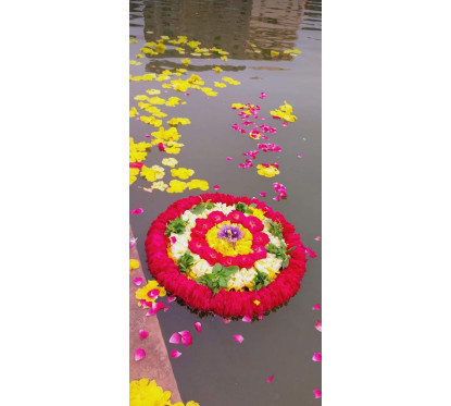 Radha Kunda Seva  Flower Offering