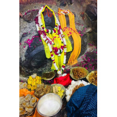 Bhoga Offering at Mukharavind, Jatipura , Govardhan