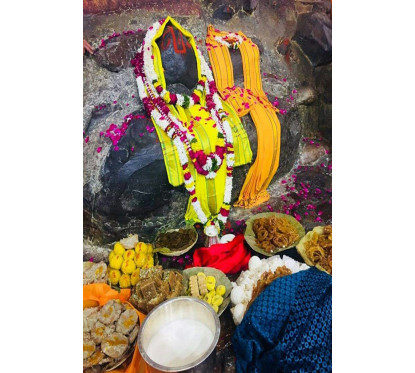 Bhoga Offering at Mukharavind, Jatipura , Govardhan