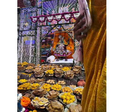 Giriraj Seva  Sweets Bhoga Offering