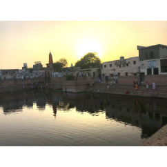 Perform Pitra Tarpana at Radha kunda at Vrindavan